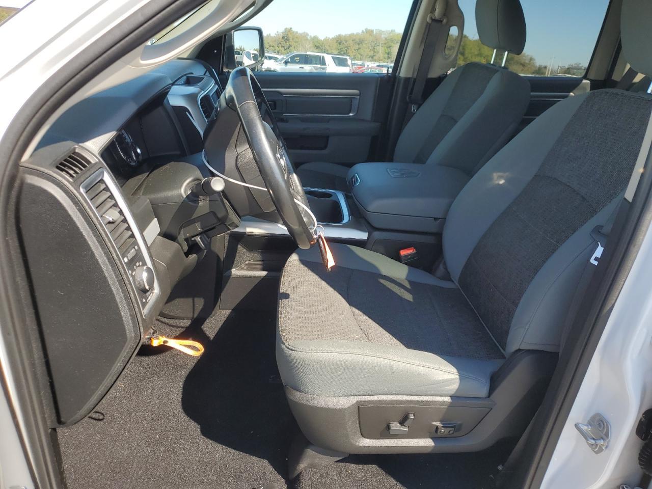 2020 RAM 1500 CLASS - Image 7