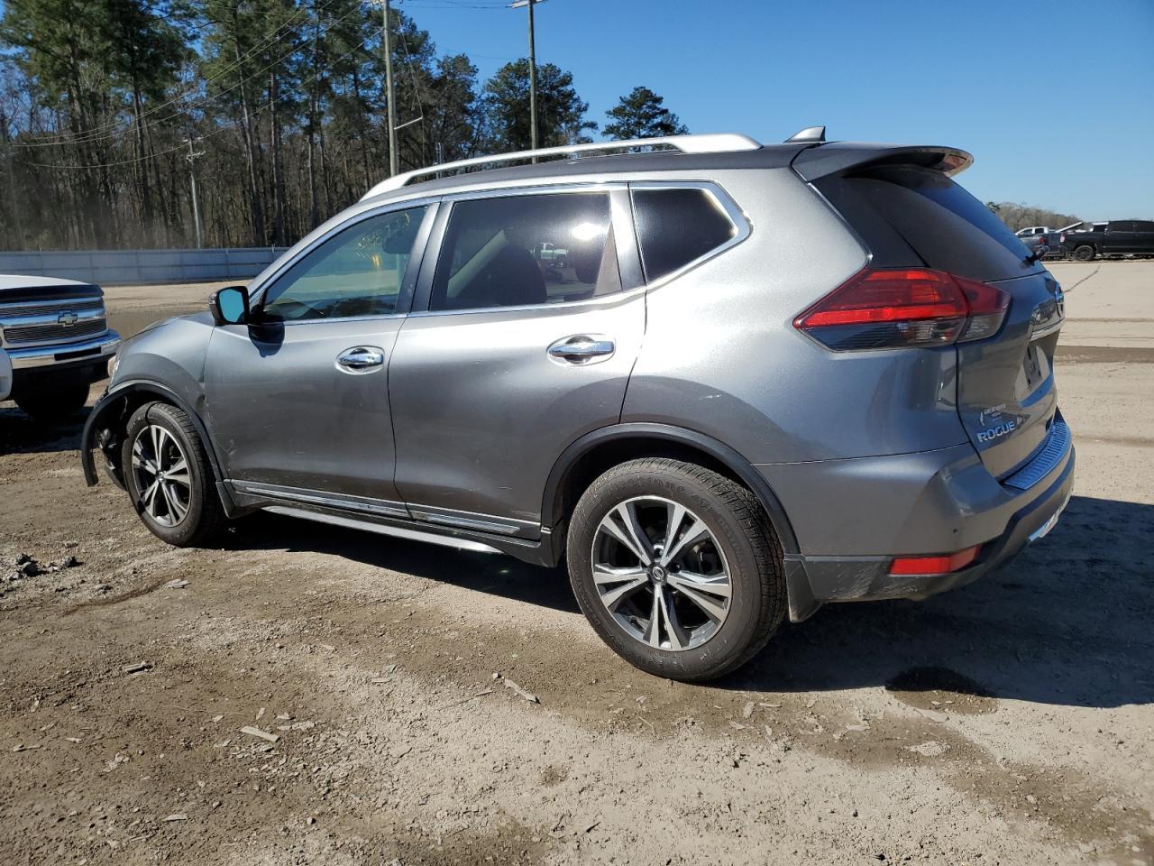 2017 NISSAN ROGUE S - Фото 2