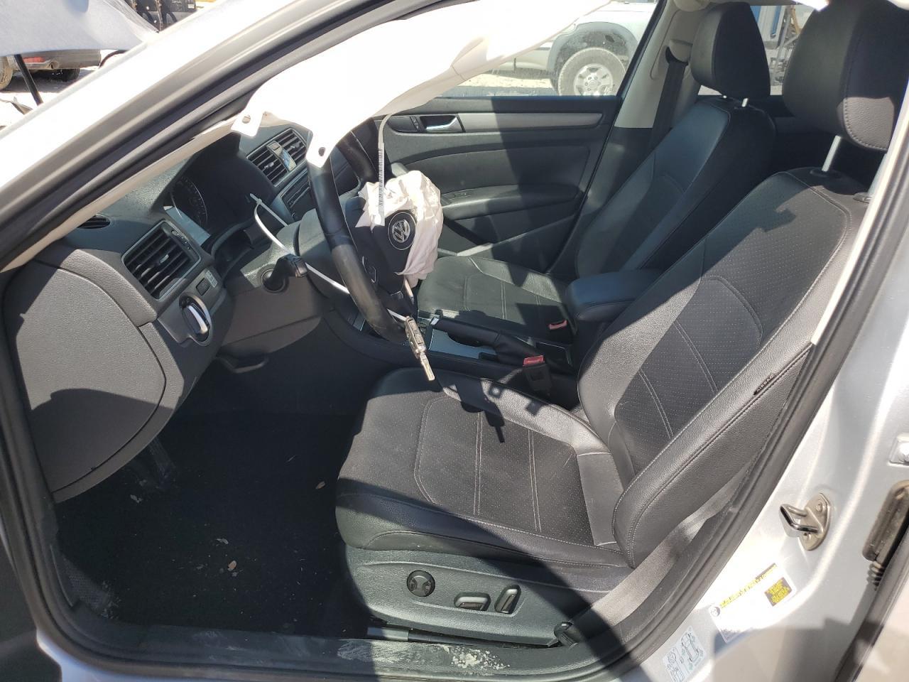 2014 VOLKSWAGEN PASSAT SE - Image 7