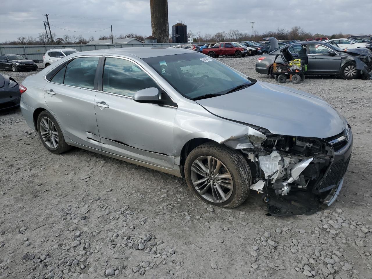 2016 TOYOTA CAMRY LE - Фото 4