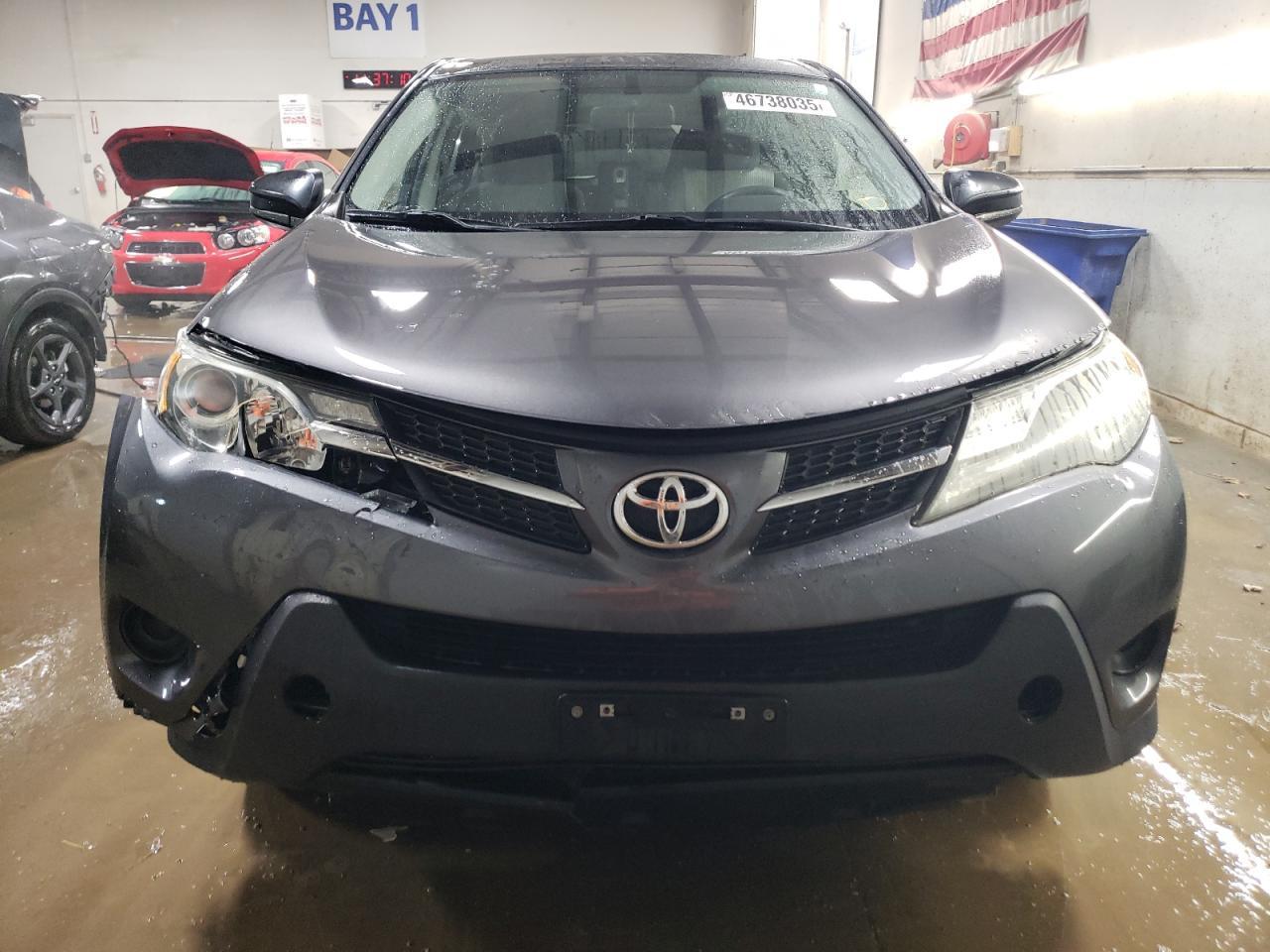2015 TOYOTA RAV4 LE - Image 5