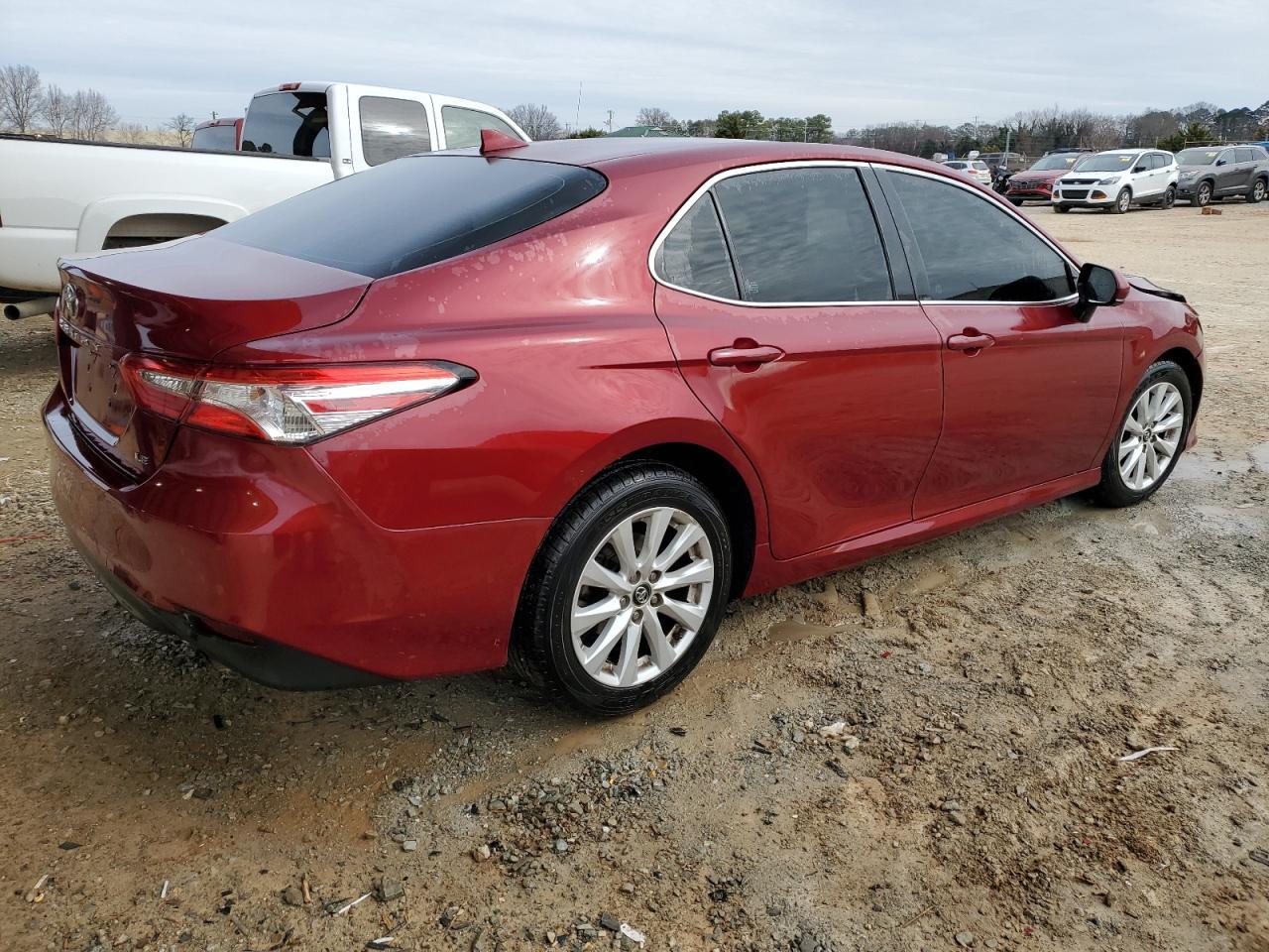 2020 TOYOTA CAMRY LE - Фото 3