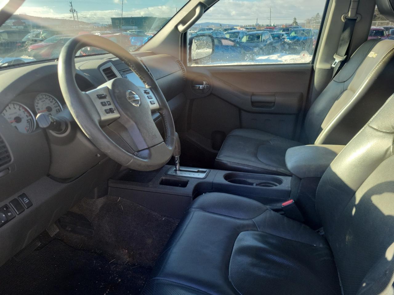 2015 NISSAN XTERRA X - Image 7