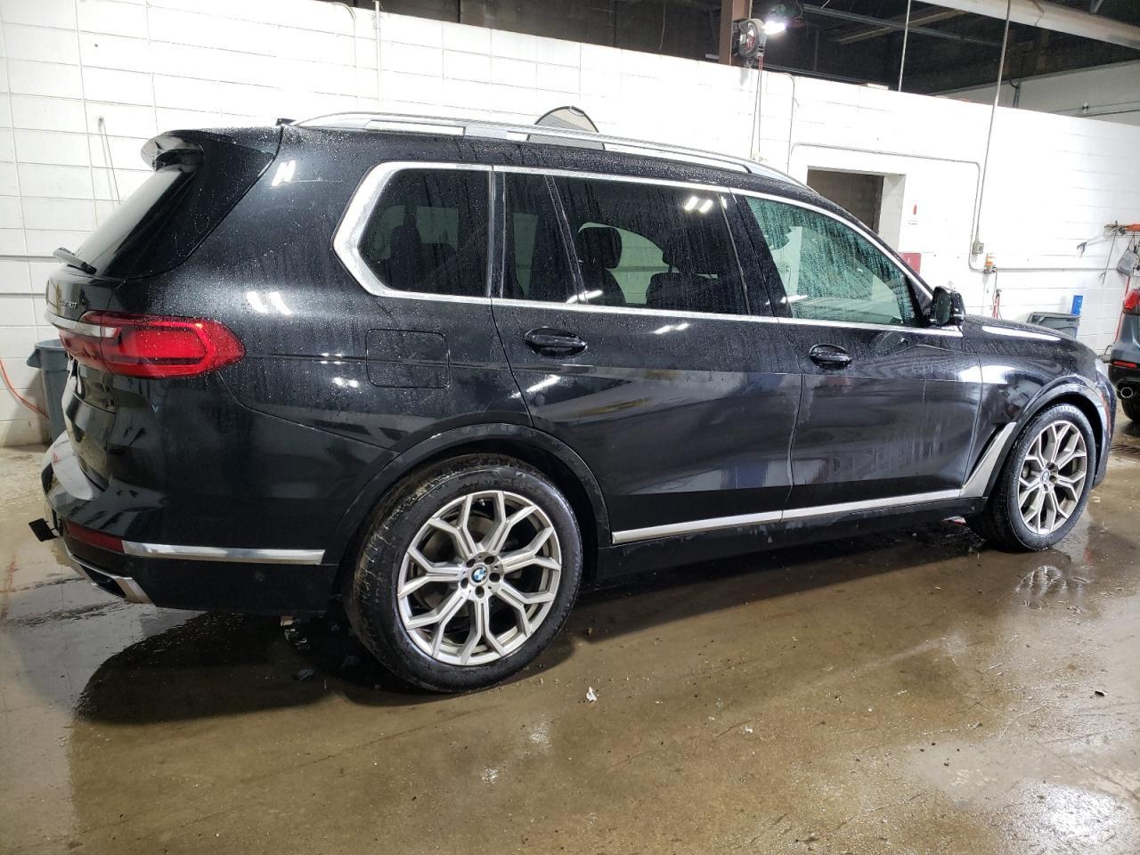 2020 BMW X7 XDRIVE4 - Фото 3