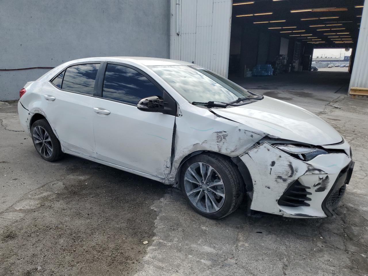 2018 TOYOTA COROLLA L - Image 4