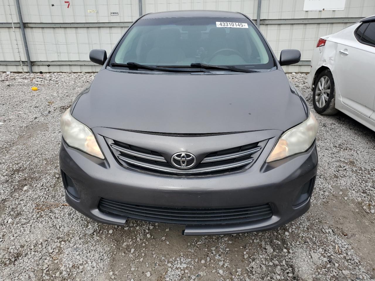 2013 TOYOTA COROLLA BA - Фото 5