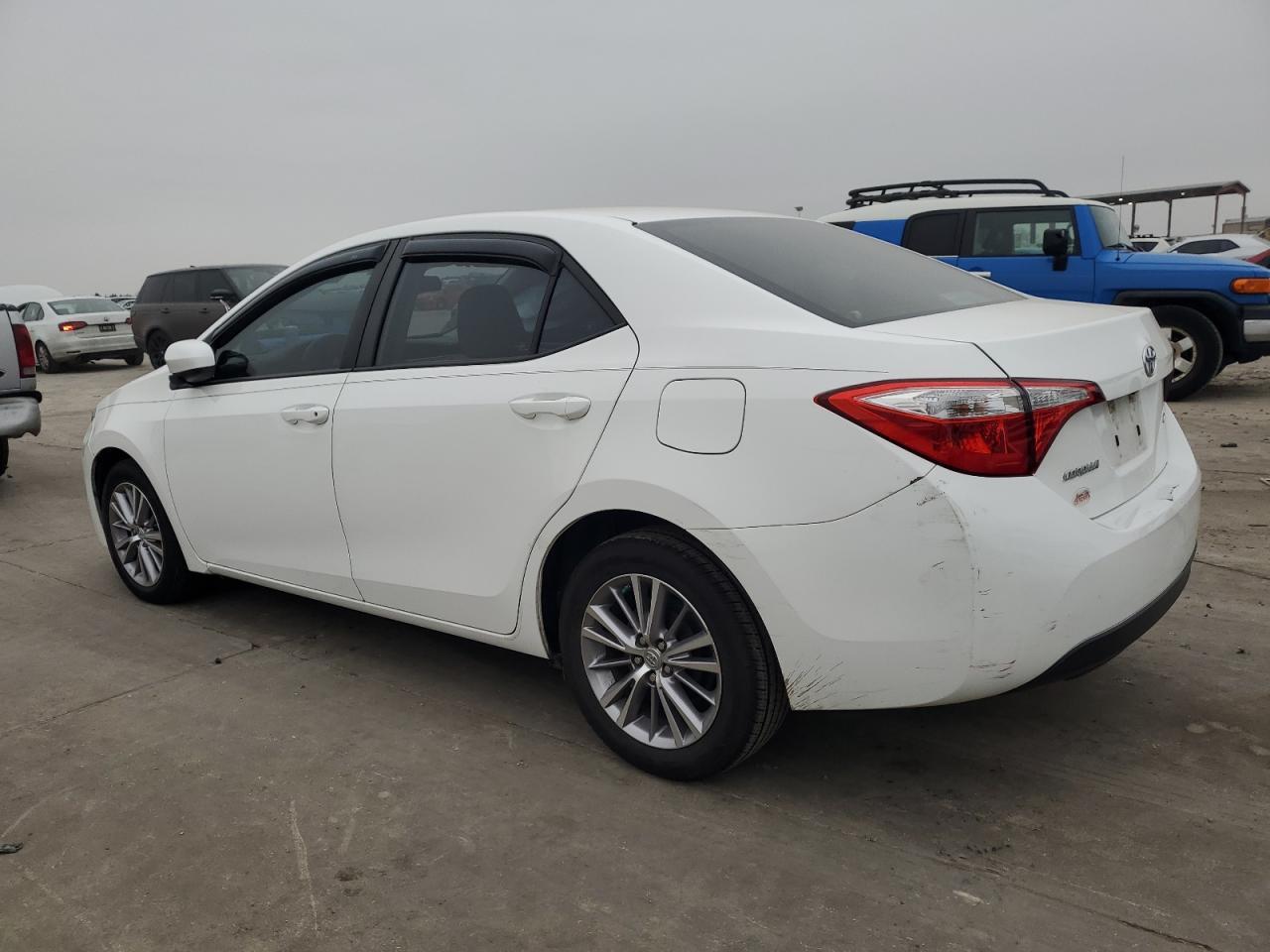 2015 TOYOTA COROLLA L - Фото 2
