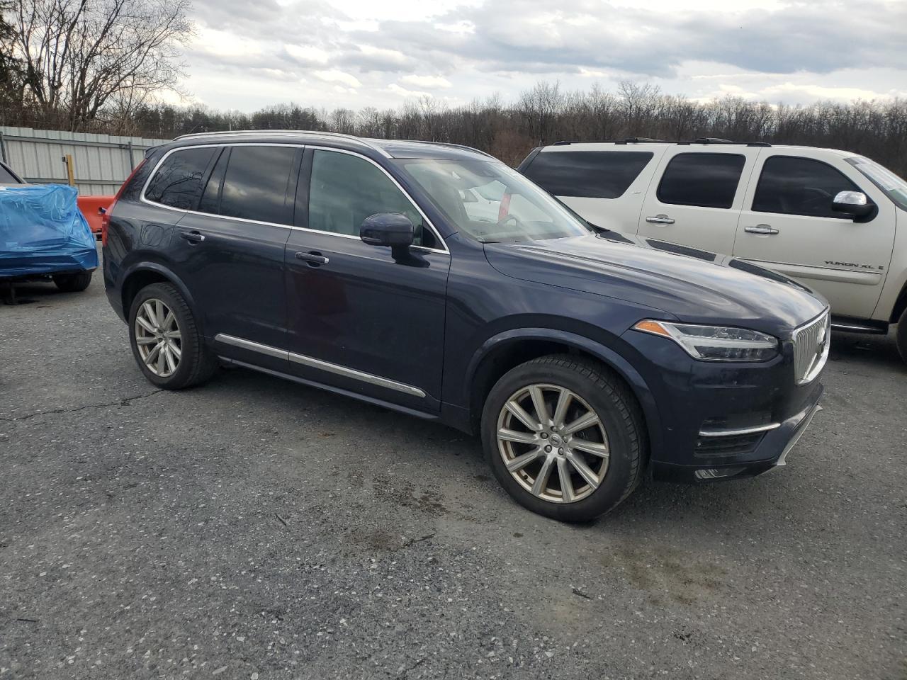 2016 VOLVO XC90 T6 - Image 4