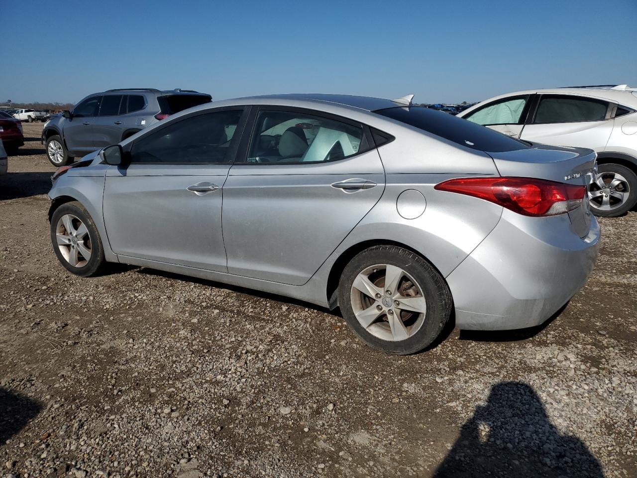 2013 HYUNDAI ELANTRA GL - Image 2