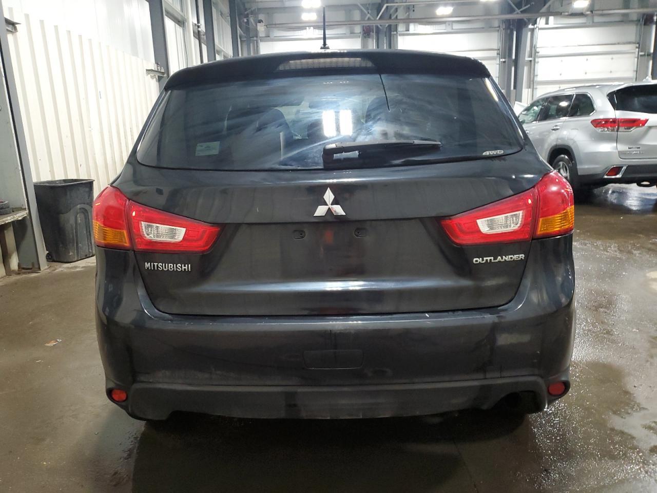 2015 MITSUBISHI OUTLANDER - Фото 6