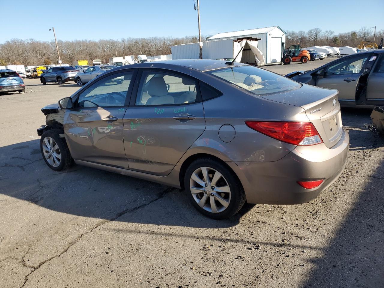 2014 HYUNDAI ACCENT GLS - Фото 2