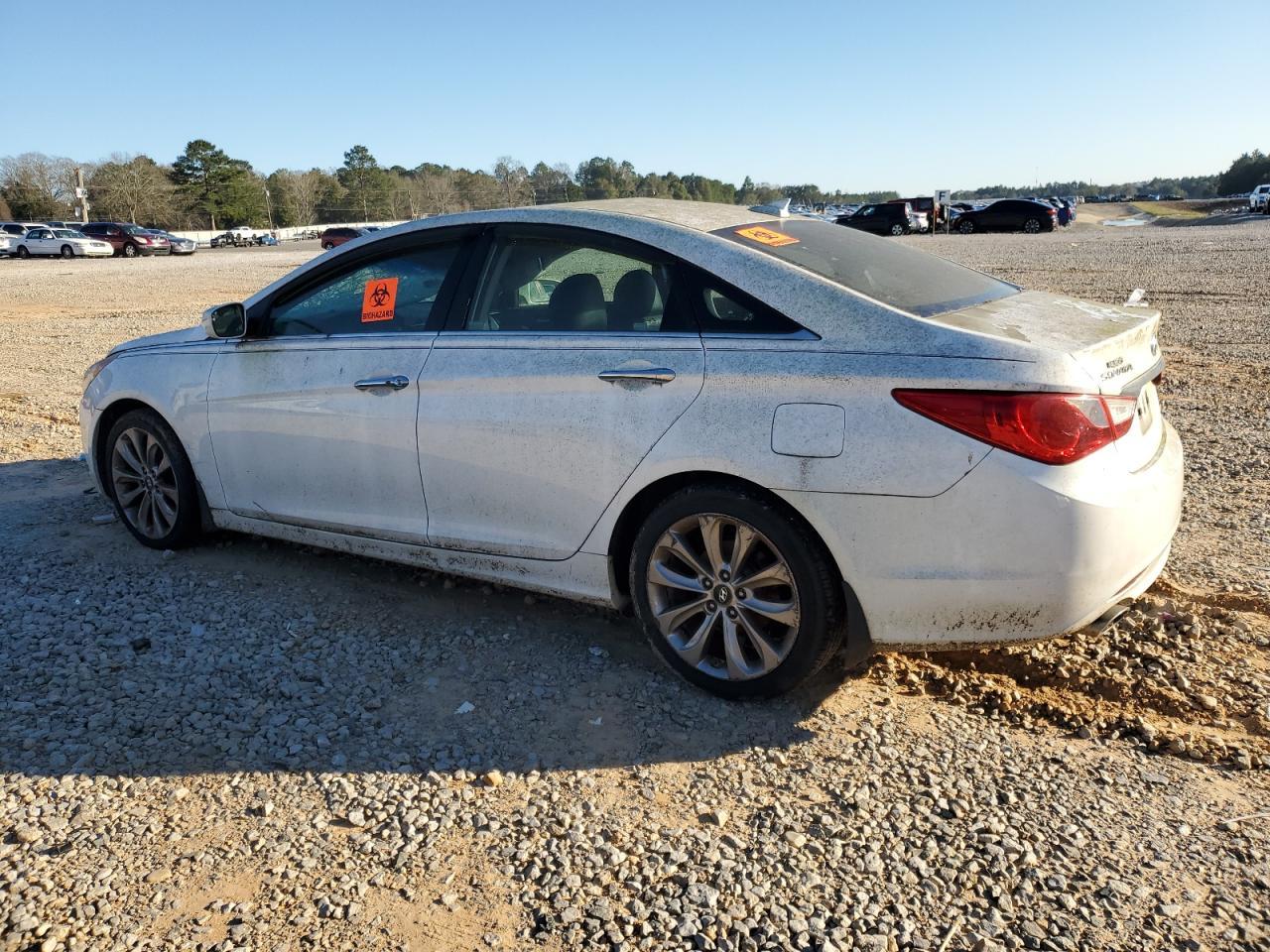 2013 HYUNDAI SONATA SE - Image 2