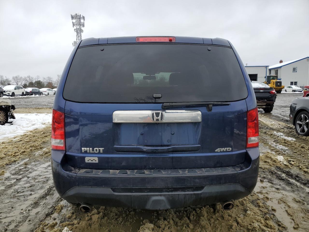 2015 HONDA PILOT EXLN - Image 6