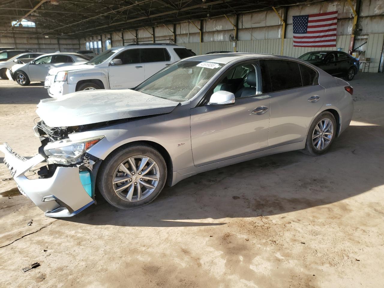 2018 INFINITI Q50 LUXE