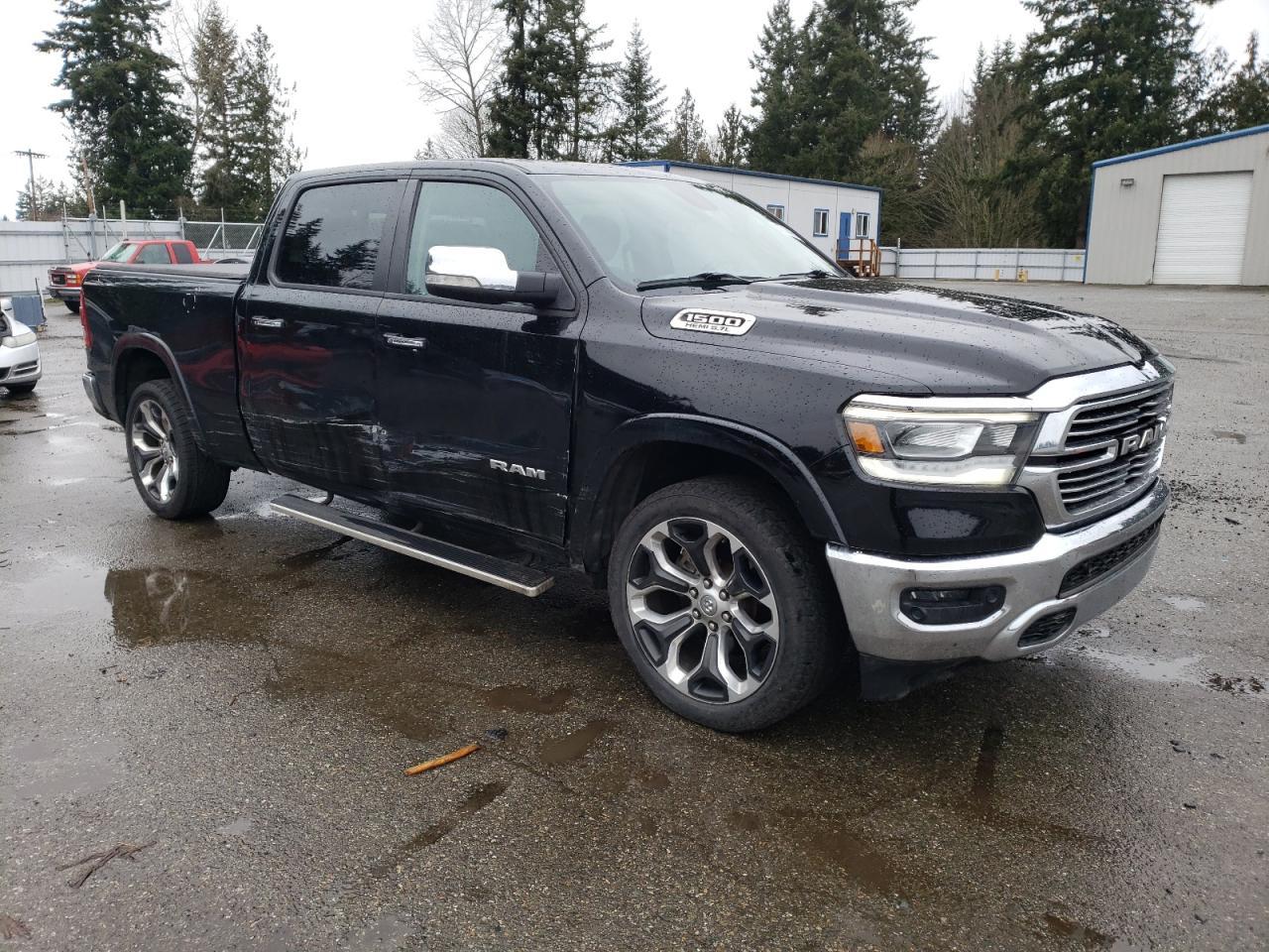 2019 RAM 1500 LARAM - Фото 4