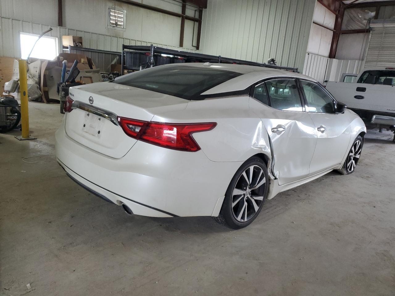 2017 NISSAN MAXIMA 3.5 - Фото 3