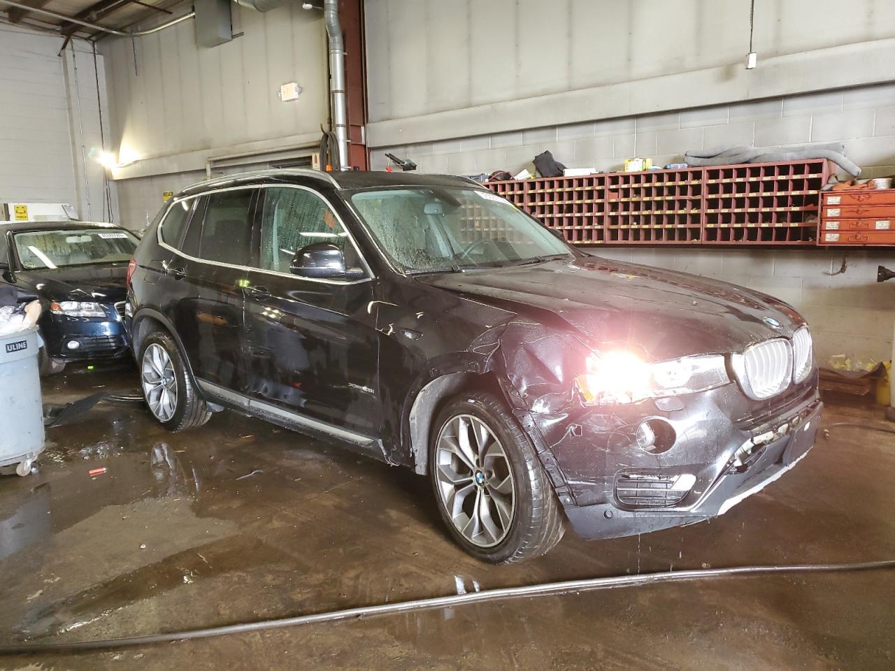 2016 BMW X3 XDRIVE2 - Image 4