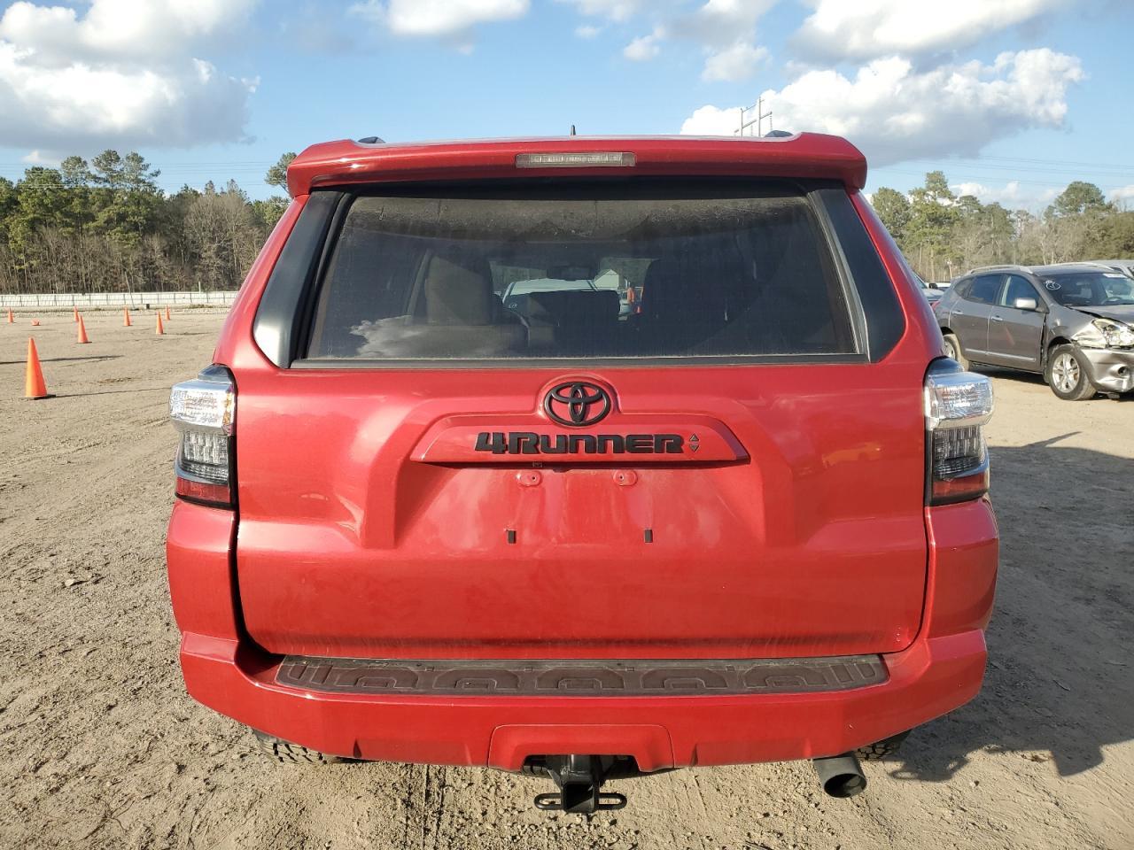 2024 TOYOTA 4RUNNER SR - Image 6
