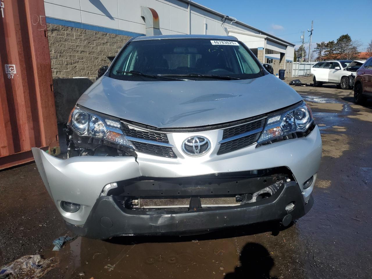 2014 TOYOTA RAV4 LE - Фото 5
