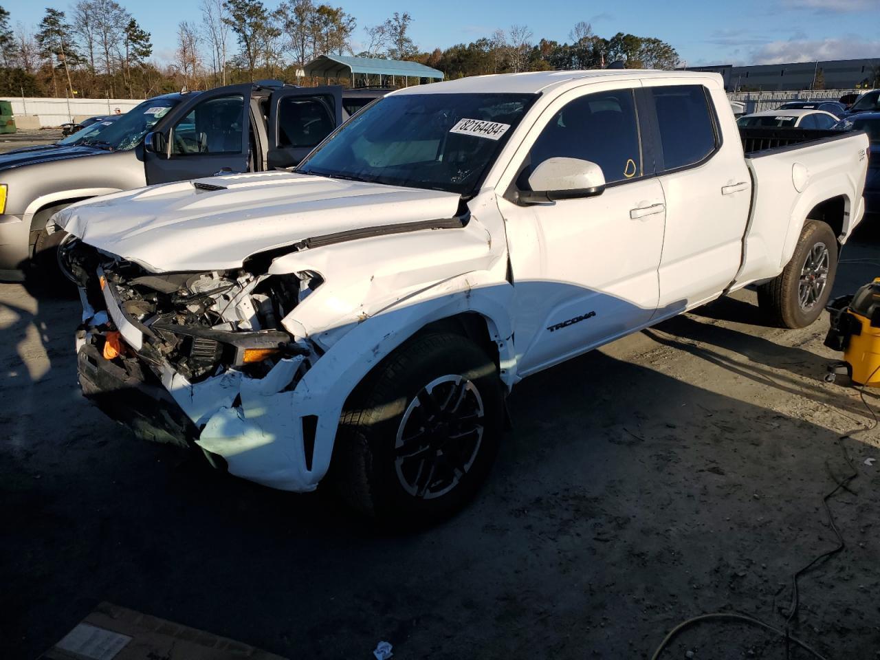 2024 TOYOTA TACOMA DOU