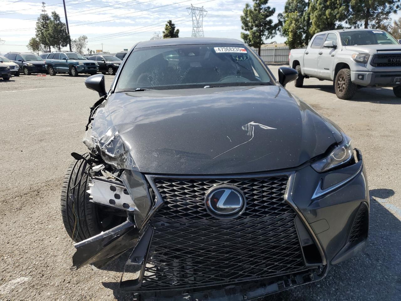2018 LEXUS IS 300 - Фото 5