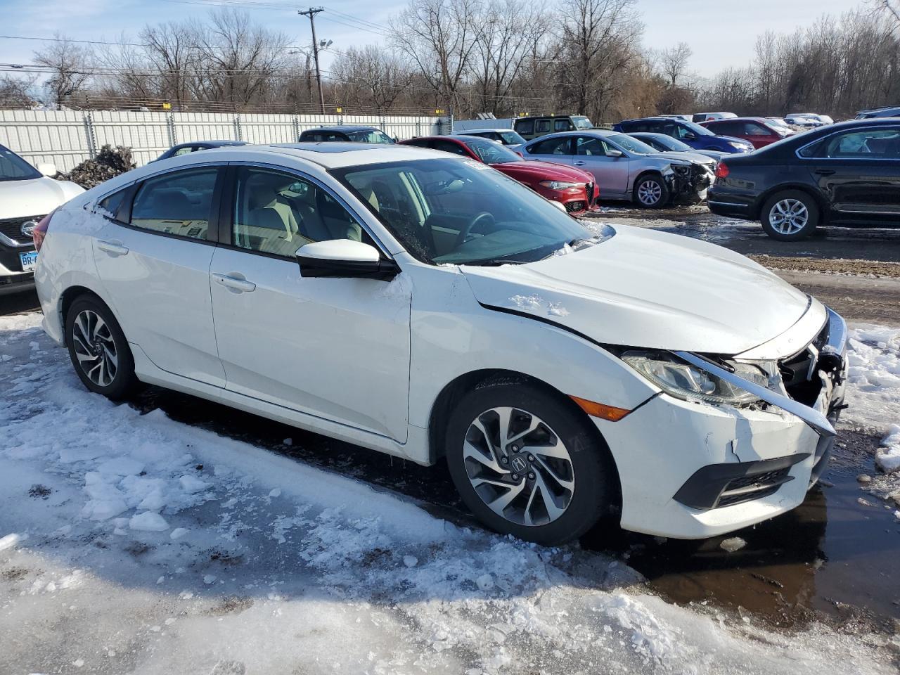 2016 HONDA CIVIC EX - Image 4