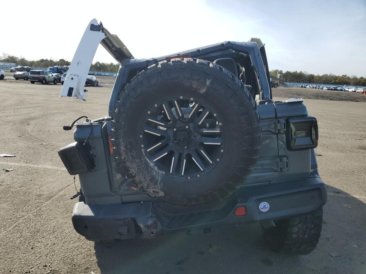 2019 JEEP WRANGLER U - Image 6