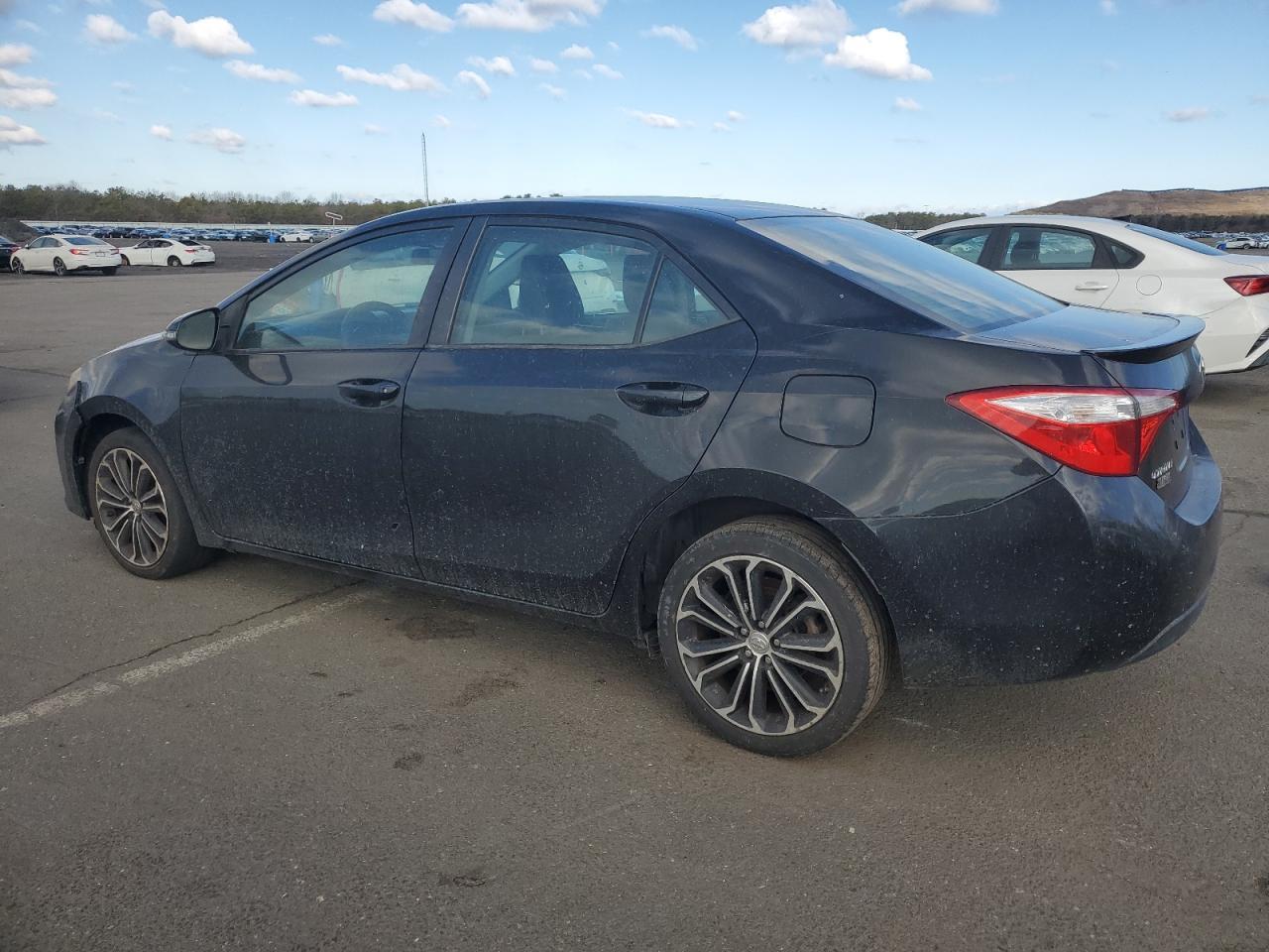 2015 TOYOTA COROLLA L - Фото 2