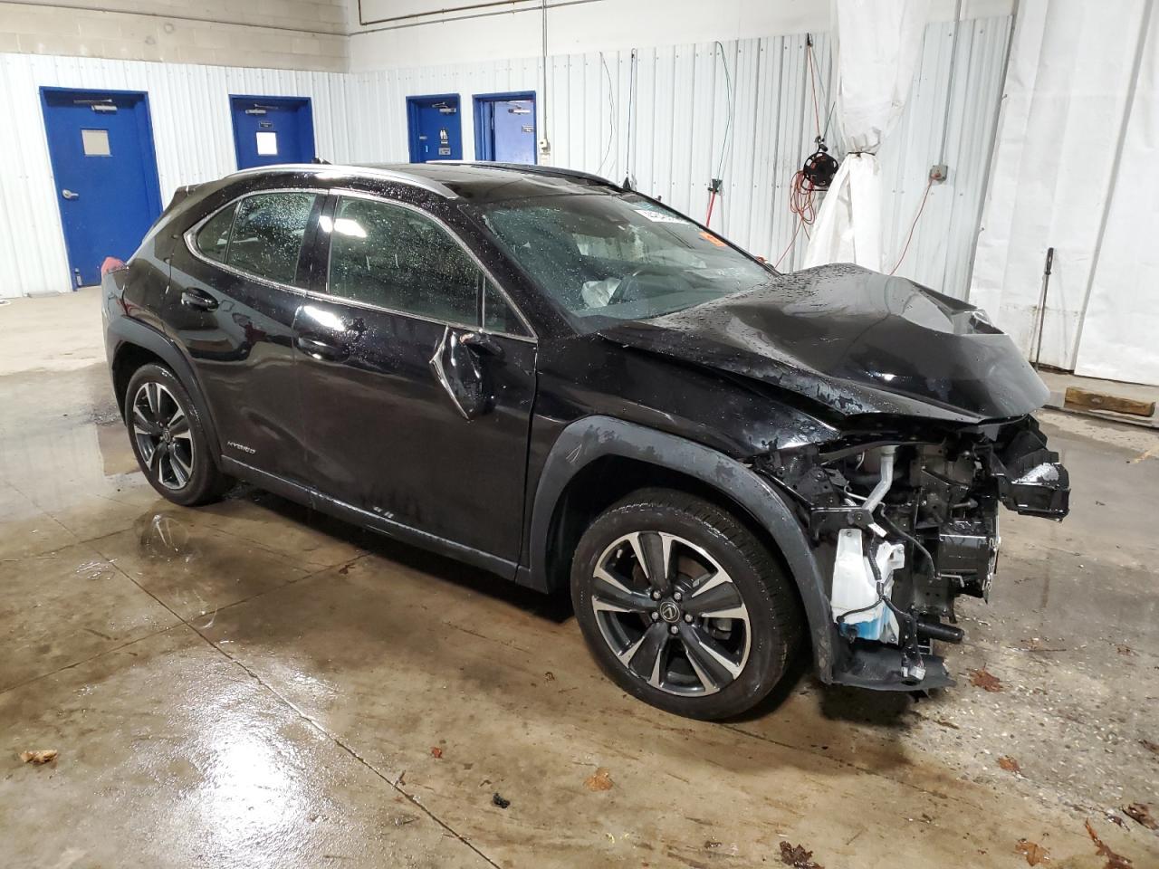 2021 LEXUS UX 250H - Фото 4