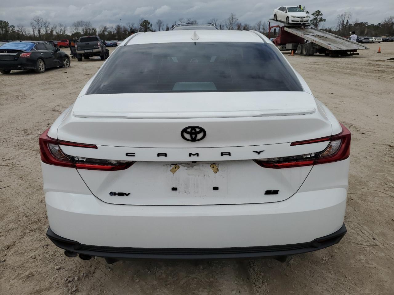 2025 TOYOTA CAMRY XSE - Image 6