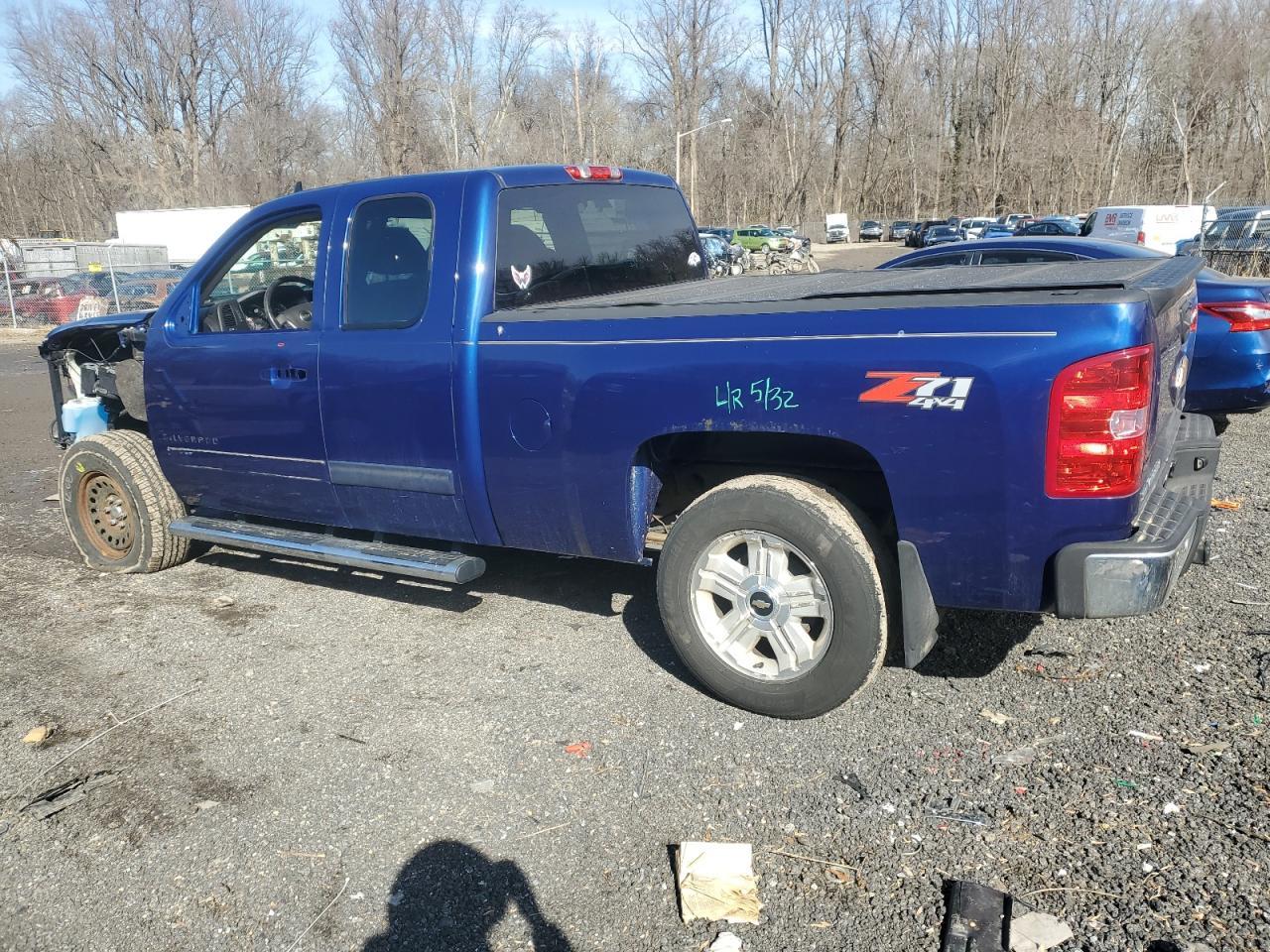 2013 CHEVROLET SILVERADO - Image 2