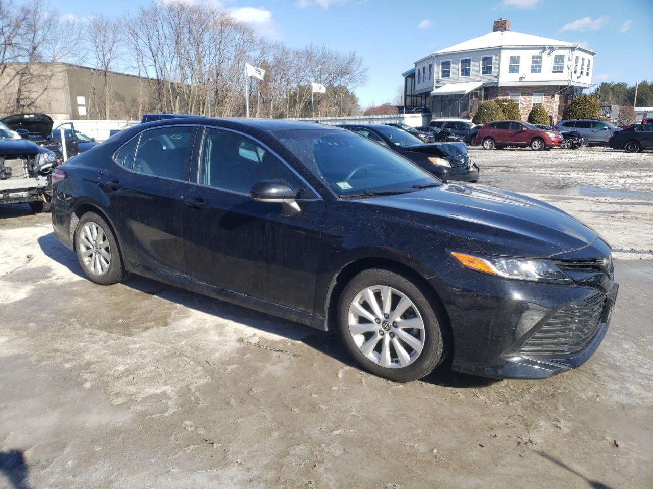2020 TOYOTA CAMRY LE - Image 4