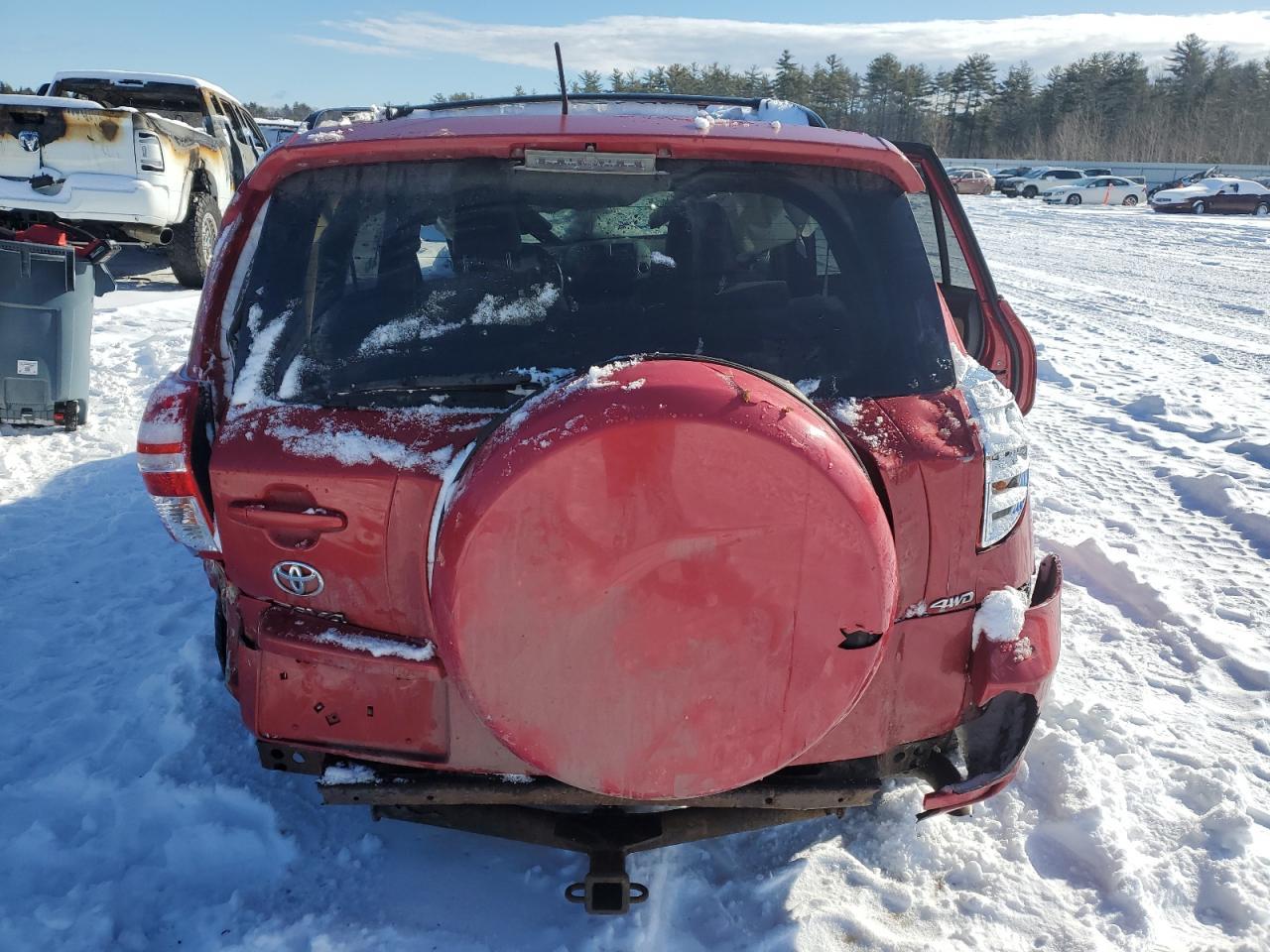 2011 TOYOTA RAV4 - Фото 6