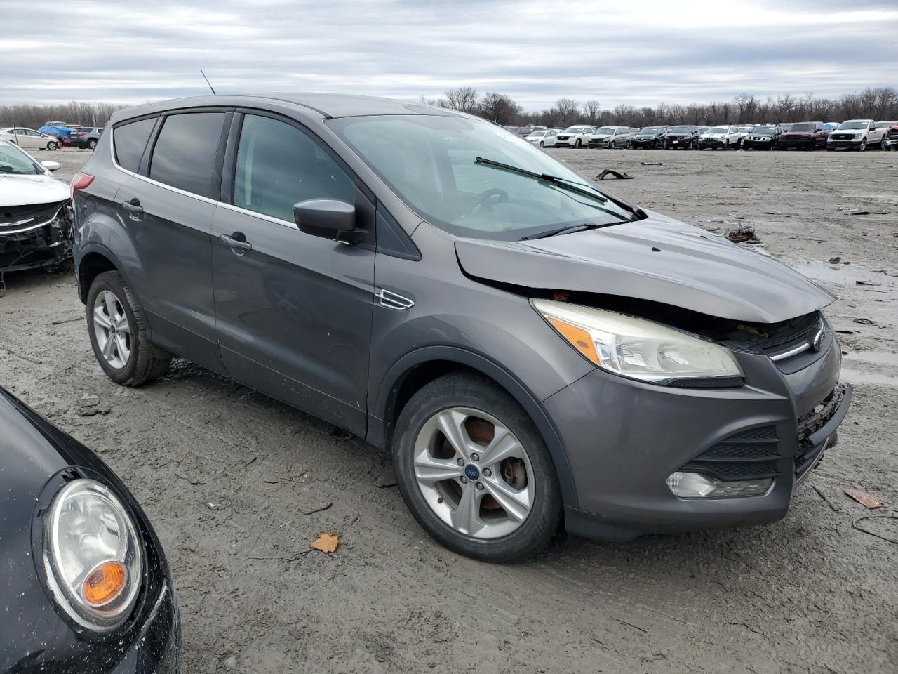 2014 FORD ESCAPE SE - Image 4
