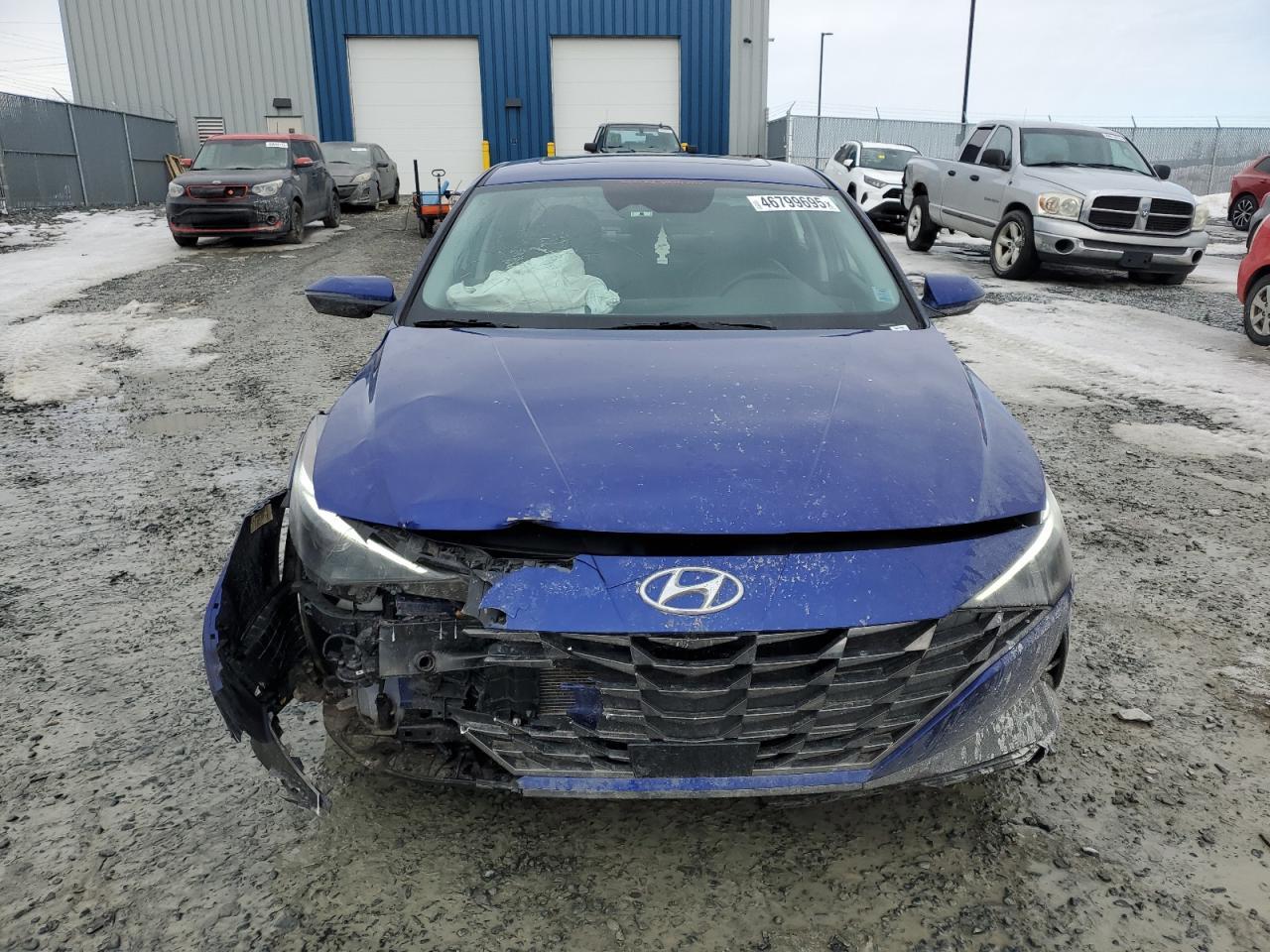2023 HYUNDAI ELANTRA SE - Image 5