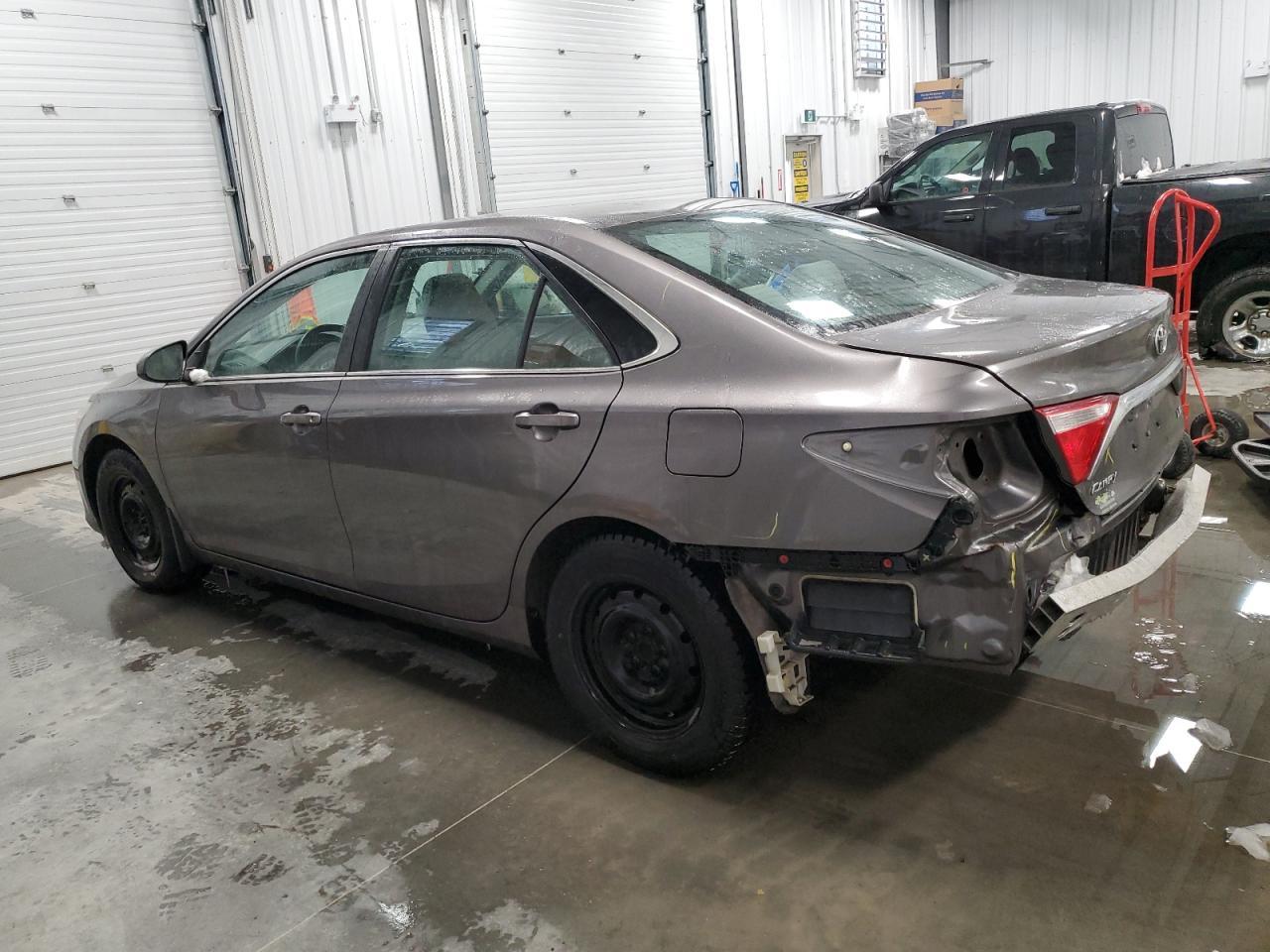 2017 TOYOTA CAMRY LE - Image 2