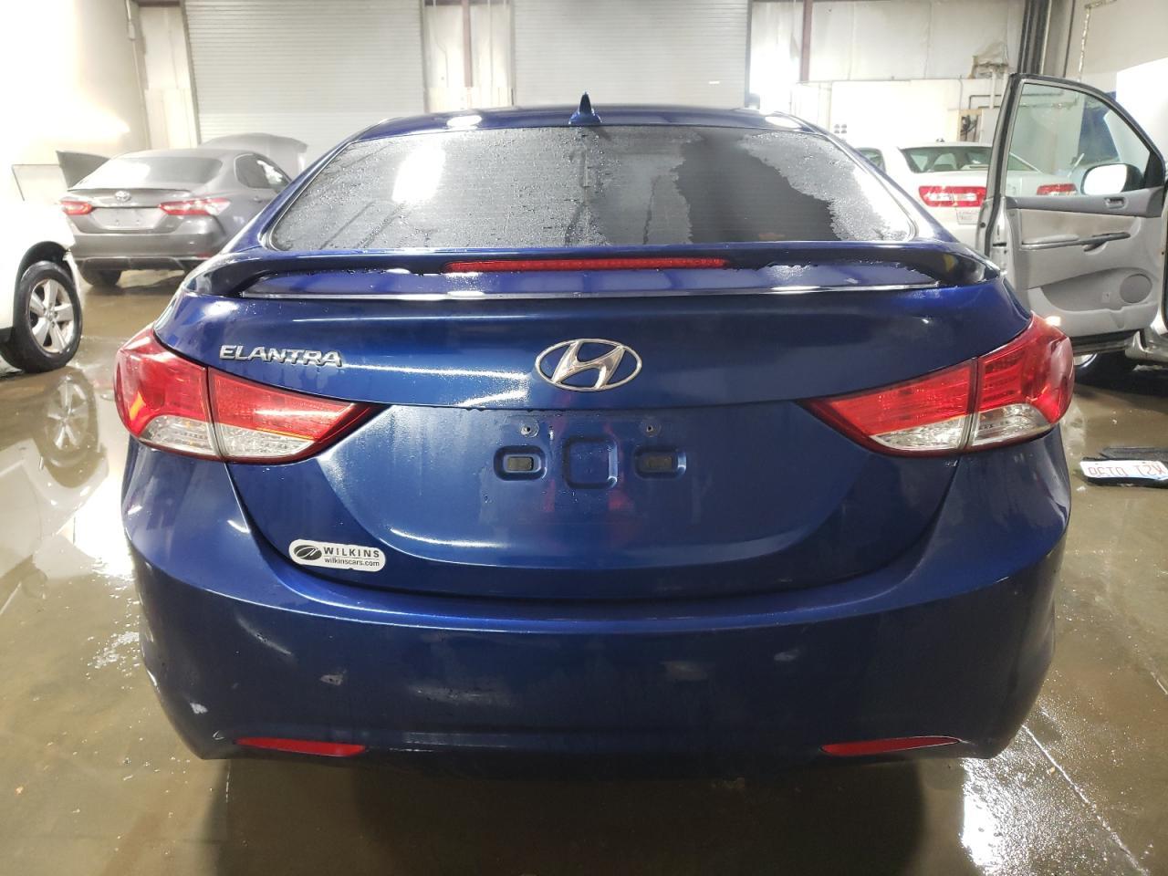 2013 HYUNDAI ELANTRA GL - Image 6