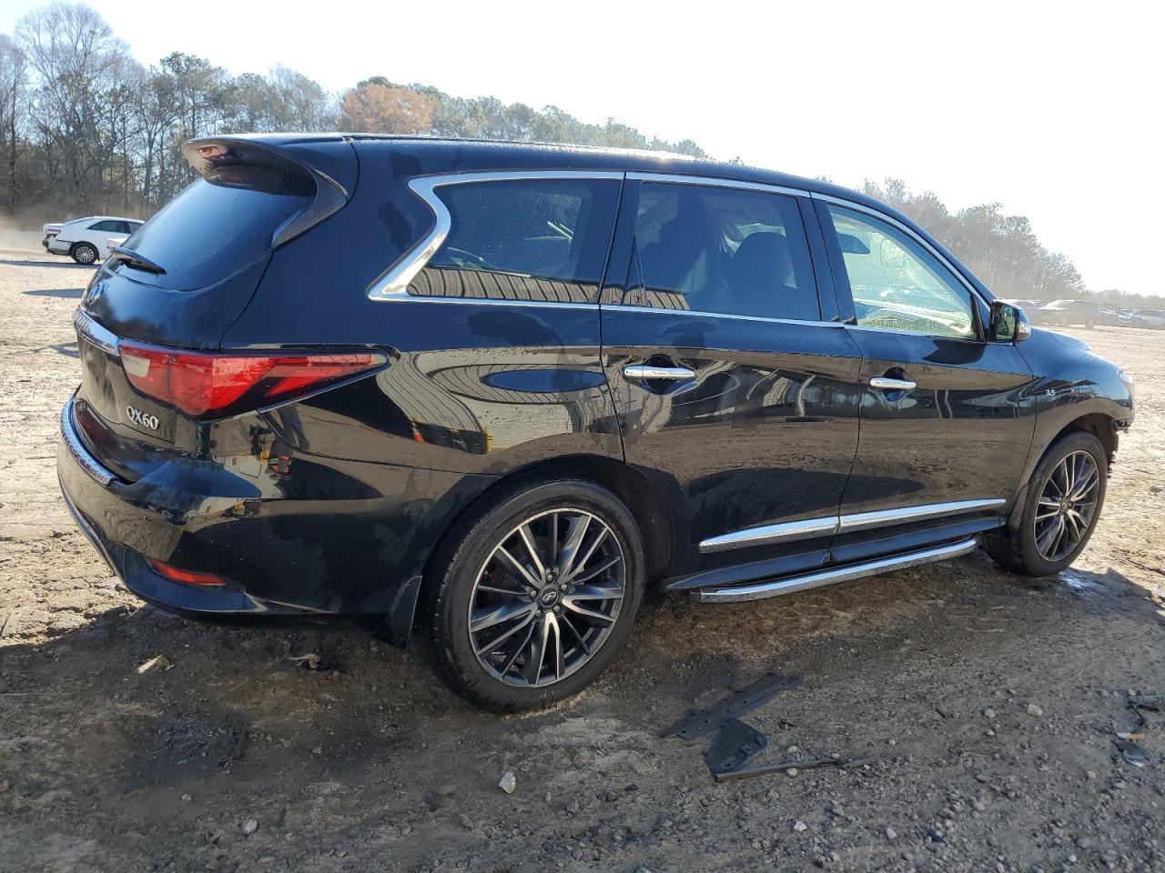 2017 INFINITI QX60 - Фото 3