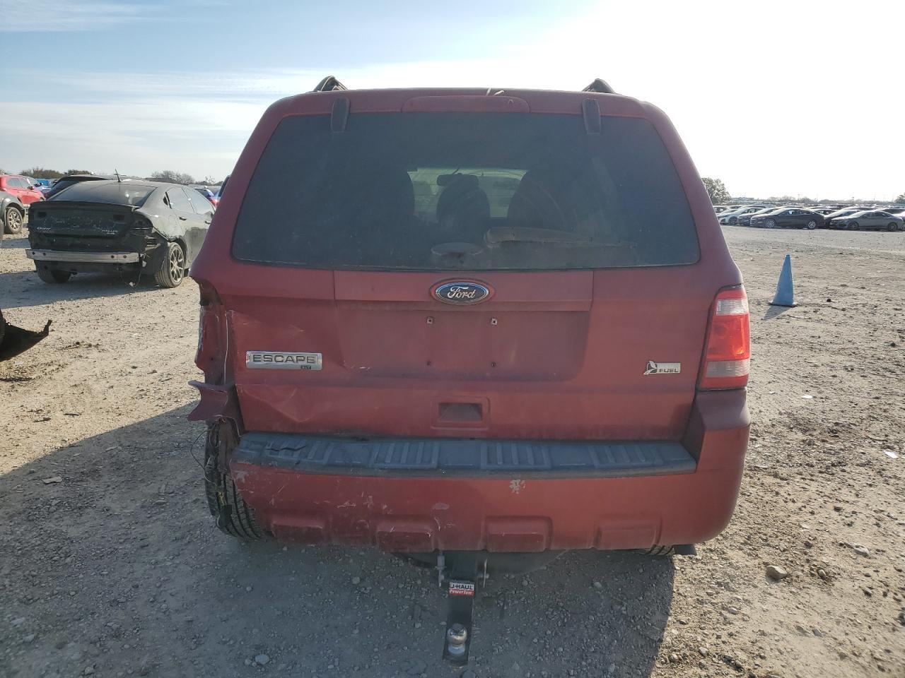 2012 FORD ESCAPE XLT - Image 6