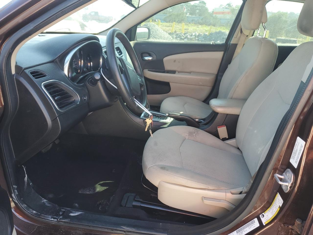 2013 CHRYSLER 200 LX - Фото 7