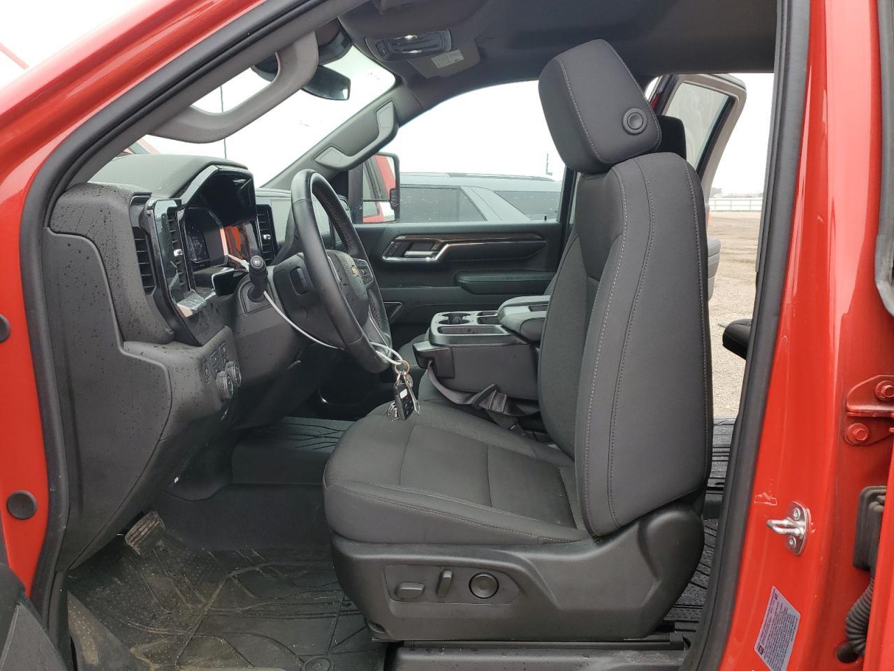 2024 CHEVROLET SILVERADO - Image 7