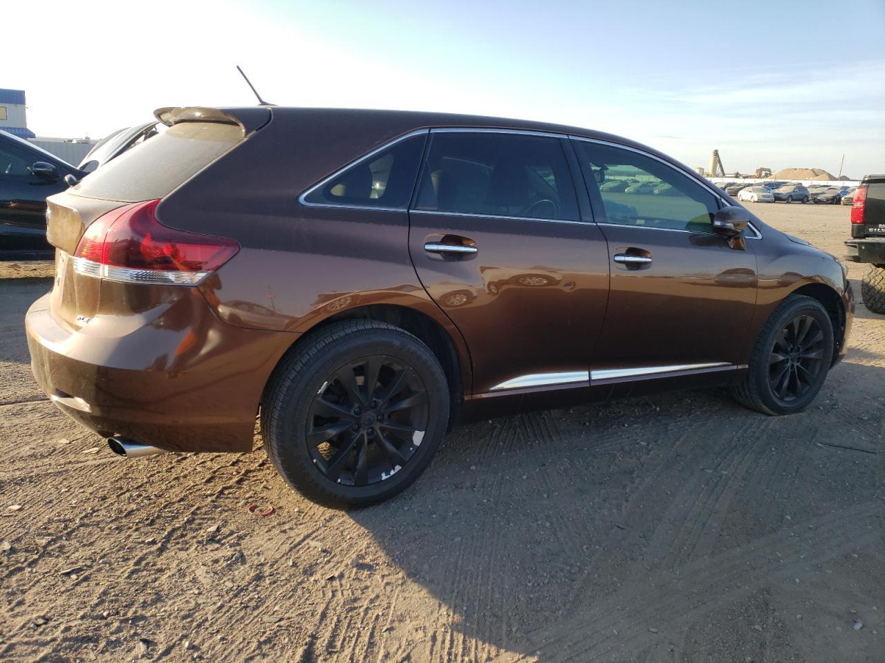 2013 TOYOTA VENZA LE - Фото 3