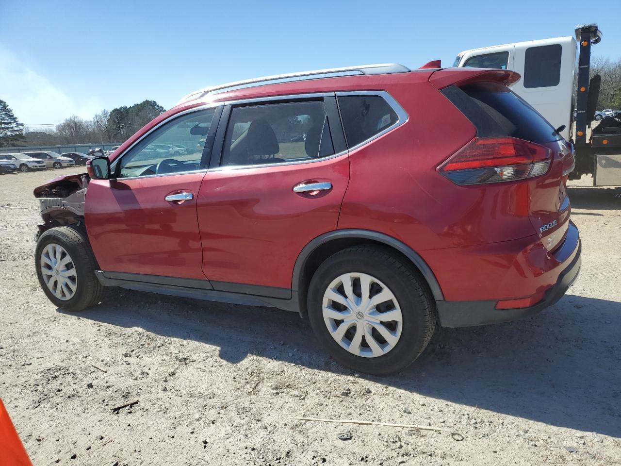 2017 NISSAN ROGUE S - Image 2