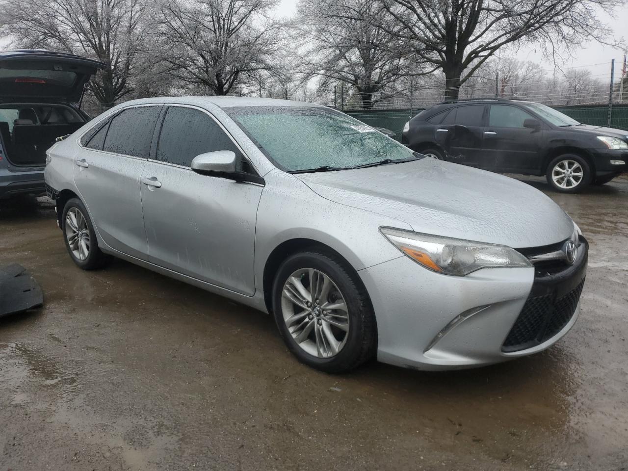 2016 TOYOTA CAMRY LE - Image 4