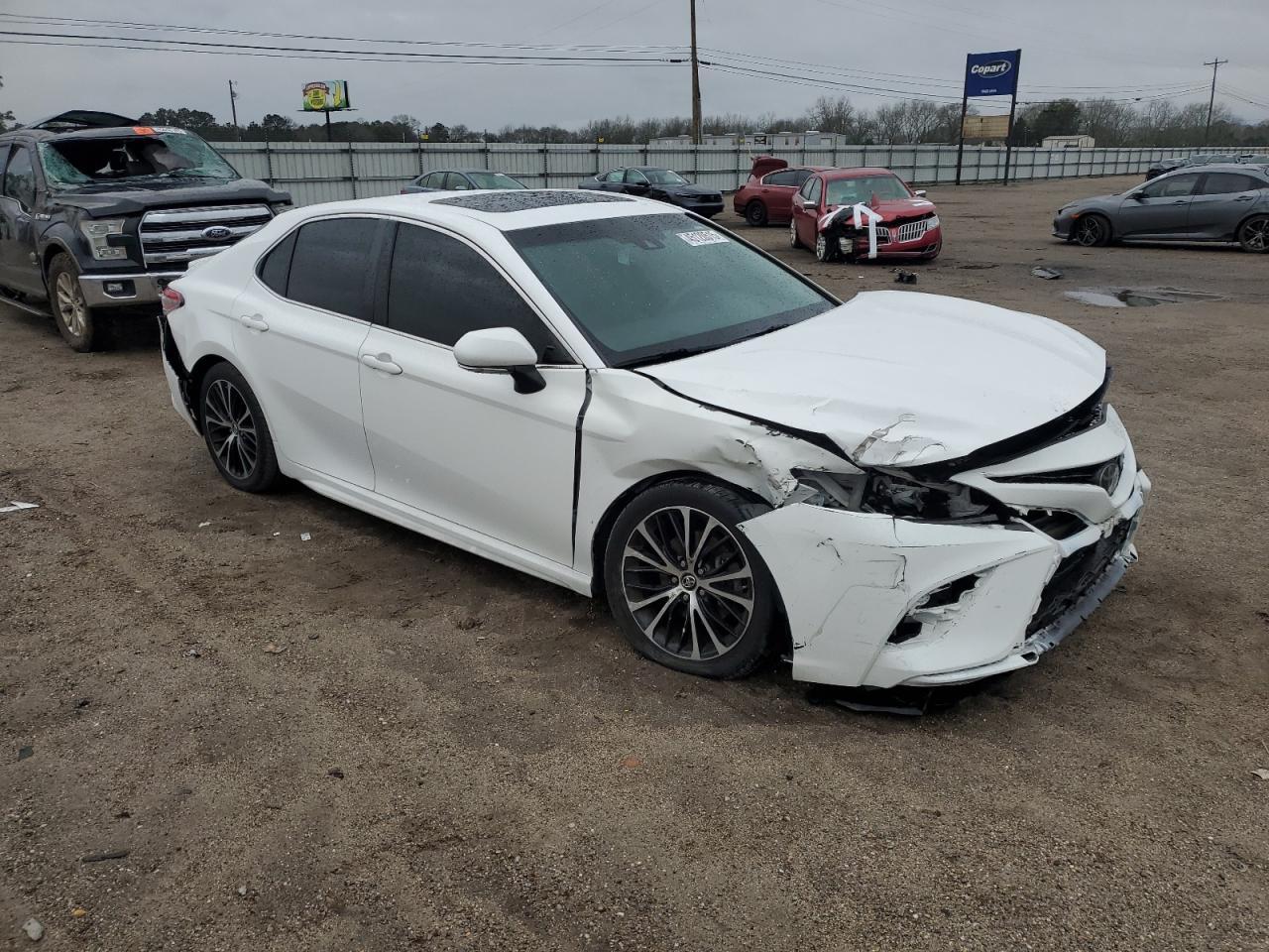 2018 TOYOTA CAMRY L - Image 4