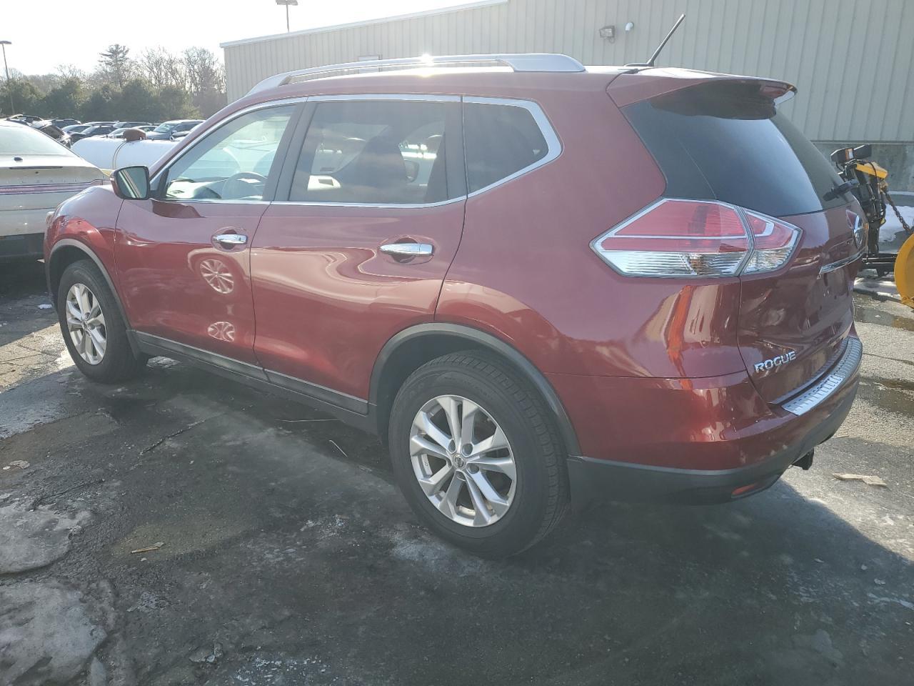 2015 NISSAN ROGUE S - Image 2