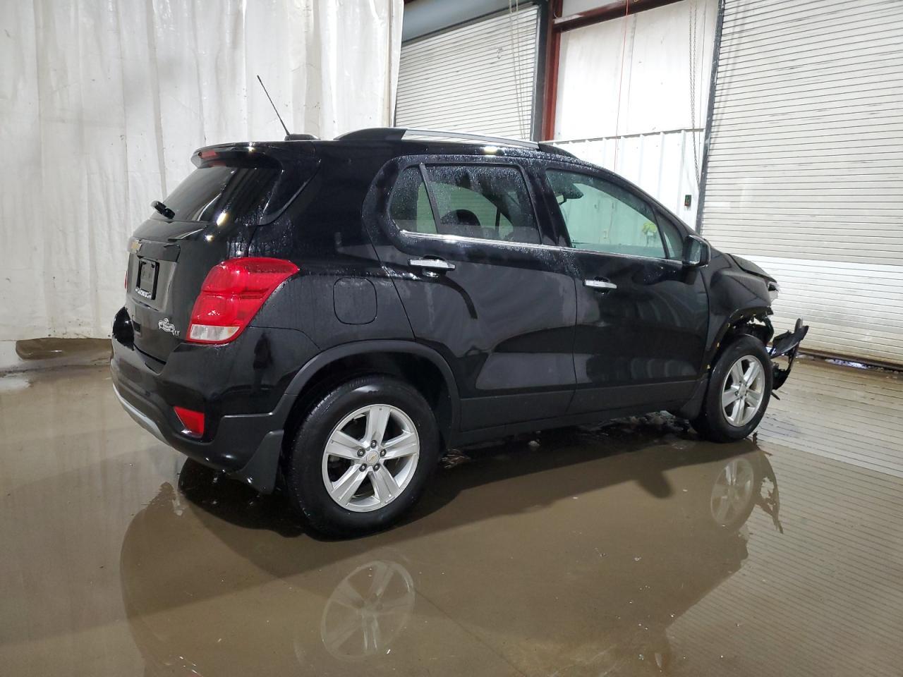 2019 CHEVROLET TRAX 1LT - Фото 3