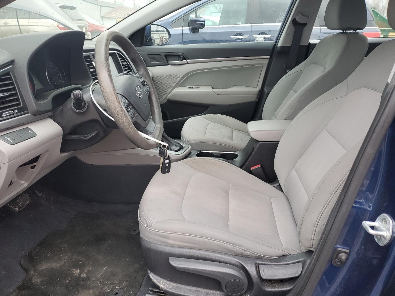 2017 HYUNDAI ELANTRA SE - Фото 7