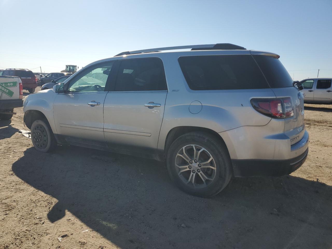 2016 GMC ACADIA SLT - Image 2