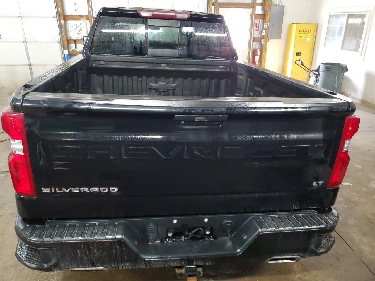2019 CHEVROLET SILVERADO - Фото 6